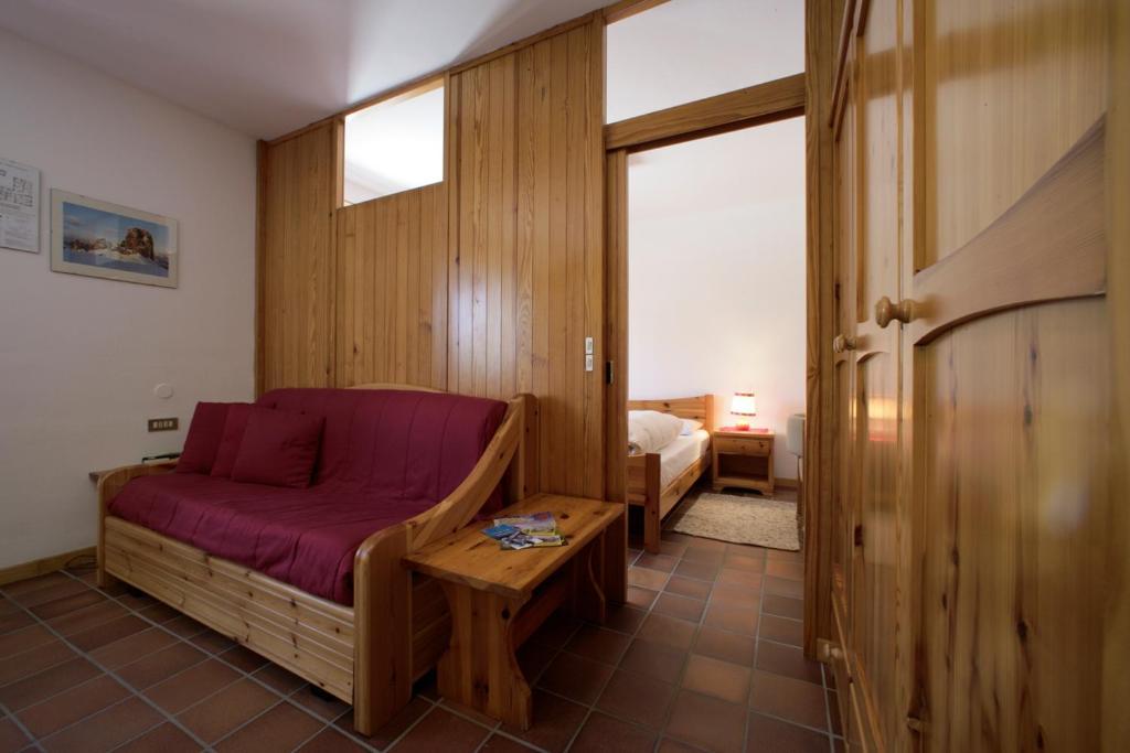 Apartments Gonzaga Canazei Zimmer foto